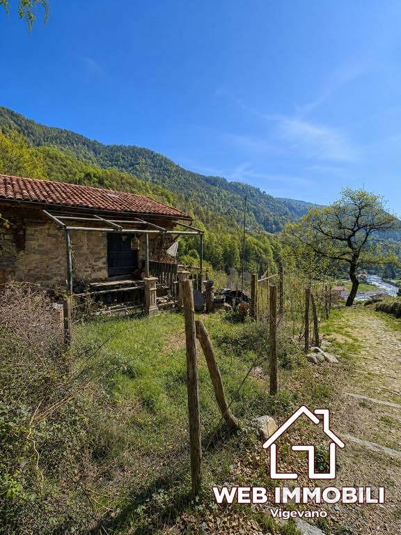 Rustico / Casale di 112 m² con 3 locali a Campigli - Altro