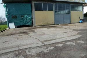 Immobile di 441 m² con 4 locali a Capannori