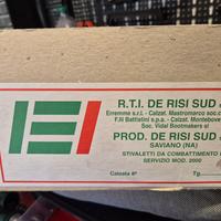 scarponi anfibi militari esercito italiano origina