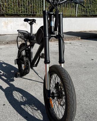 BICICLETTA ELETTRICA EKLETTA NAKED-R