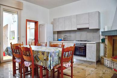 Appartamento su due piani Presicce-Acquarica 120mq