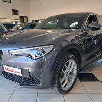 Alfa Romeo Stelvio 2.0 Turbo 280 cv AT8 Q4 Super