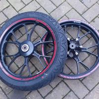 RS 125 abs 17-20 : cerchio Abs farfallato pompa