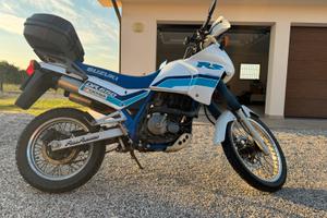 Suzuki Dr Rs650