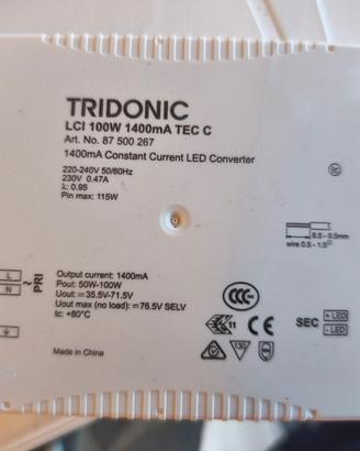 alimentatore faro led  corr. cost. 100 W TRIDONIC