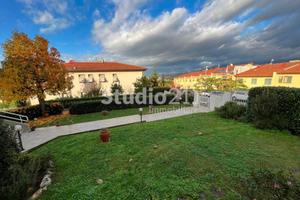 Villa di 155 m² con 5 locali e posto auto a Figlin