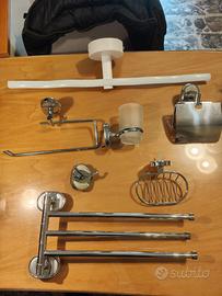 ACCESSORI BAGNO + LUCE LED