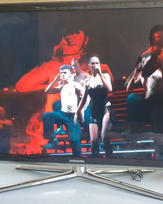 TV Samsung 46 pollici