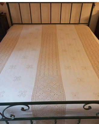 coperta all' uncinetto 