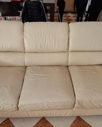 divano in pelle