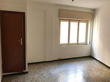 Bilocale uso ufficio