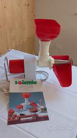 Spremipomodoro elettrico per conserva