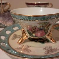 Meraviglioso servizio 8 tazze profilate oro