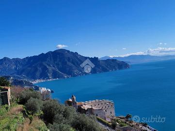 2 LOCALI A CONCA DEI MARINI