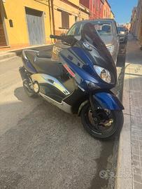 Yamaha tmax 500