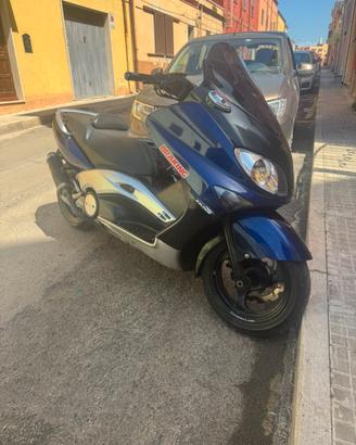 Yamaha tmax 500