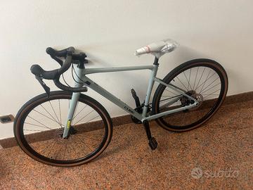 bicicletta da corsa NUROAD