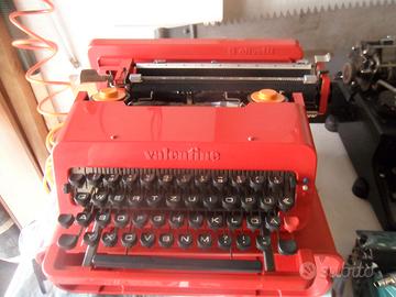 MACCHINA DA SCRIVERE OLIVETTI VALENTINE(NUMERO 1)