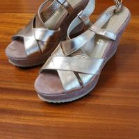 sandali plateau colore oro rosato