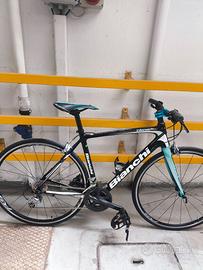 Bici da corsa Bianchi carbonio