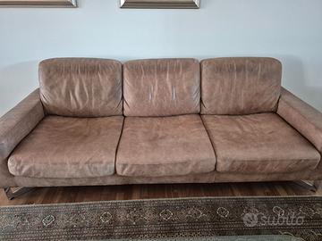 Divano in pelle anticata ROSINI
