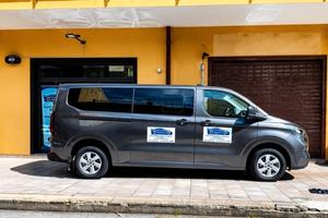 FORD TRANSIT CUSTOM 9 POSTI 2.0 DIESEL 136 CV AUTO