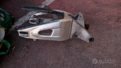 Cbr 600 rr forcellone 2005