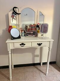 Specchiera trucco bianca con specchio