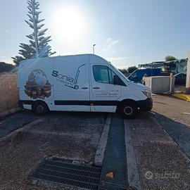 Mercedes-wolkswagen-peugeot