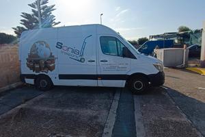 Mercedes-wolkswagen-peugeot