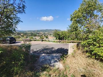 TER. RESIDENZIALE A GUALDO TADINO