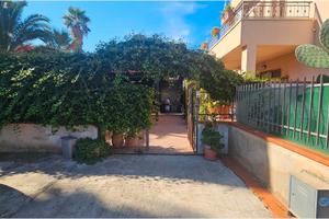 Isola delle femmine - villetta a schiera