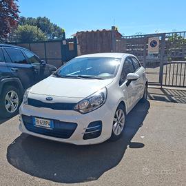Kia rio auto