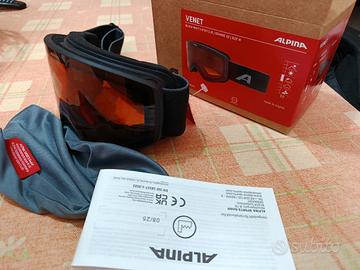 occhiali da montagna o per sci