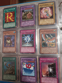 Carte Yu-Gi-Oh iniziale R