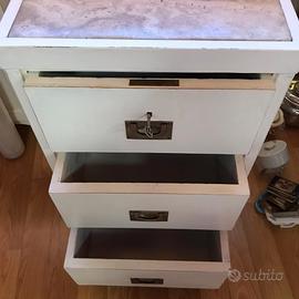 Cassettiera shabby vintage Marina