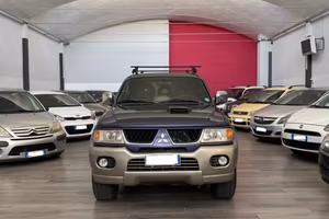 Mitsubishi Pajero Sport 2.5 TDI Instyle UNICO PROP