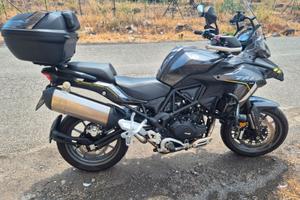 BENELLI TRK 502 del 2021 con "3932km" NUOVISSIMO