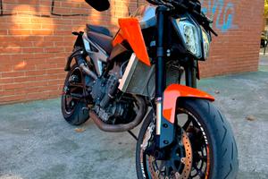 KTM DUKE 790 – 2018 – TECH PACK – 105 CV