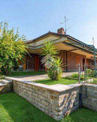PORZIONE DI BIFAMILIARE A GROTTAFERRATA