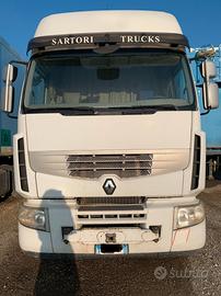 Trattore Renault 460 con impianto idraulico