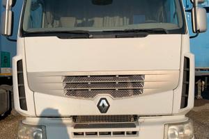 Trattore Renault 460 con impianto idraulico