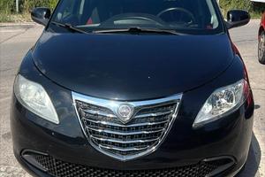 Lancia Ypsilon usata