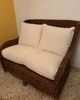 Divano + poltrona come nuovi
