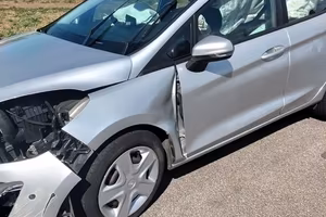 Ford fiesta incidentata