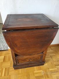 Tavolo a ribalta in legno con cassetto