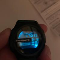 Sportwatch LCD con cinturino blu scuro