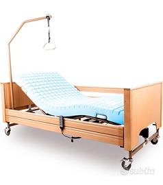 Letto per invalidi ospedaliero