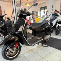 VESPA GTS 300 Super GTS