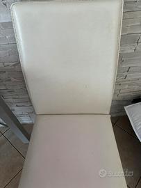Sedie in pelle bianca